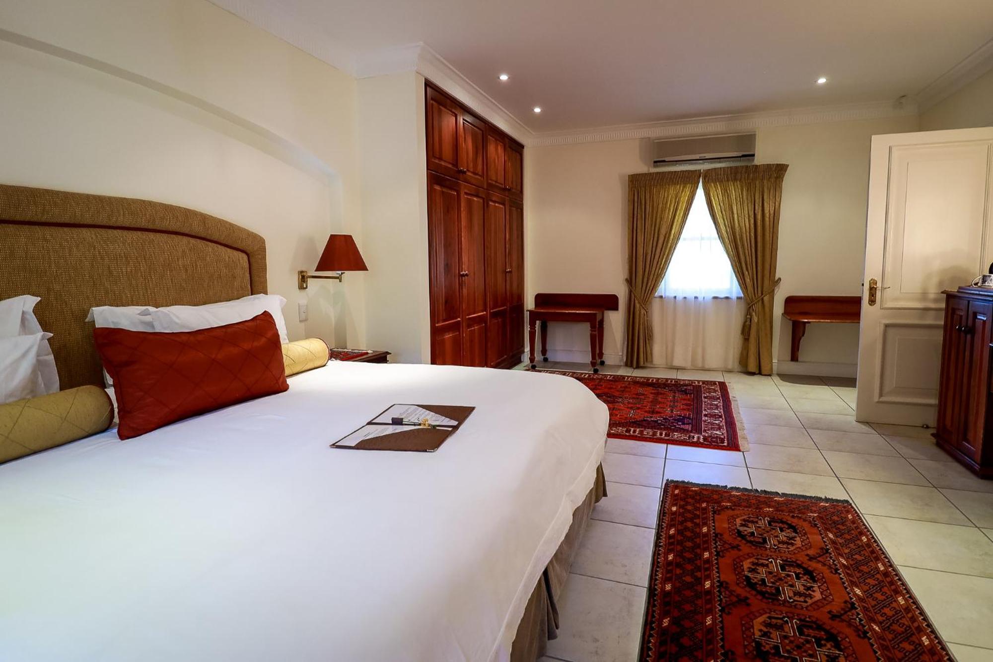 Altes Landhaus Country Lodge Oudtshoorn Esterno foto