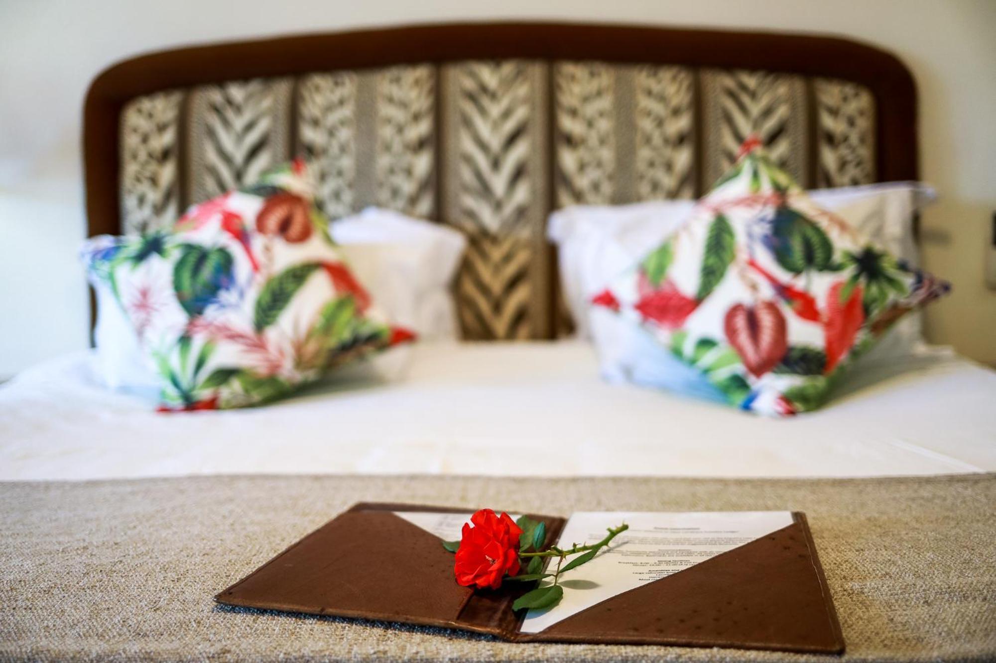 Altes Landhaus Country Lodge Oudtshoorn Esterno foto