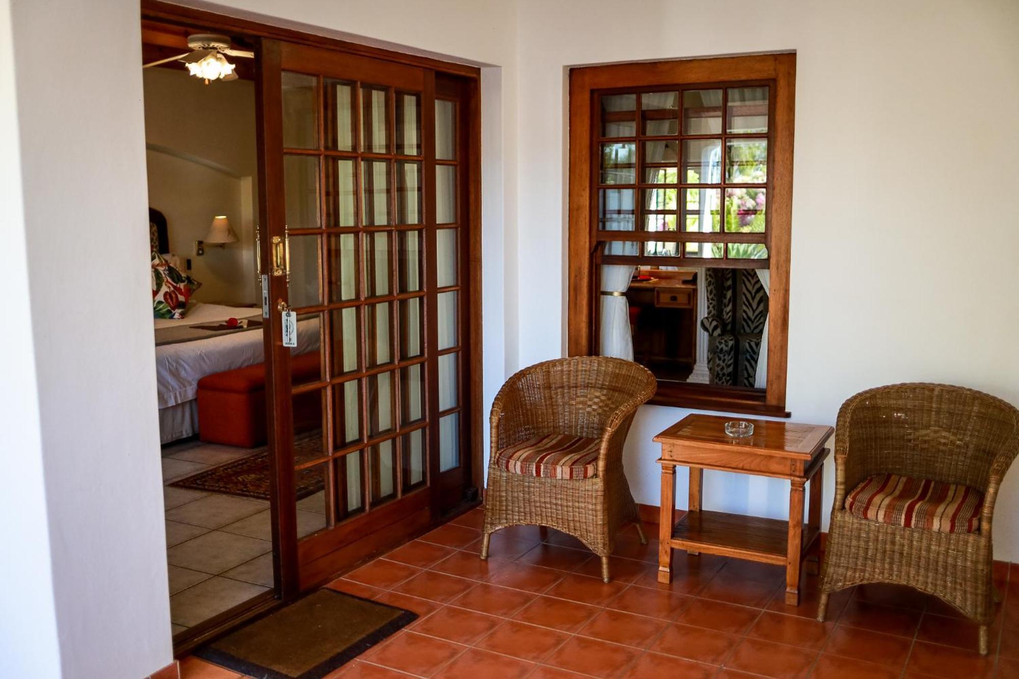 Altes Landhaus Country Lodge Oudtshoorn Esterno foto