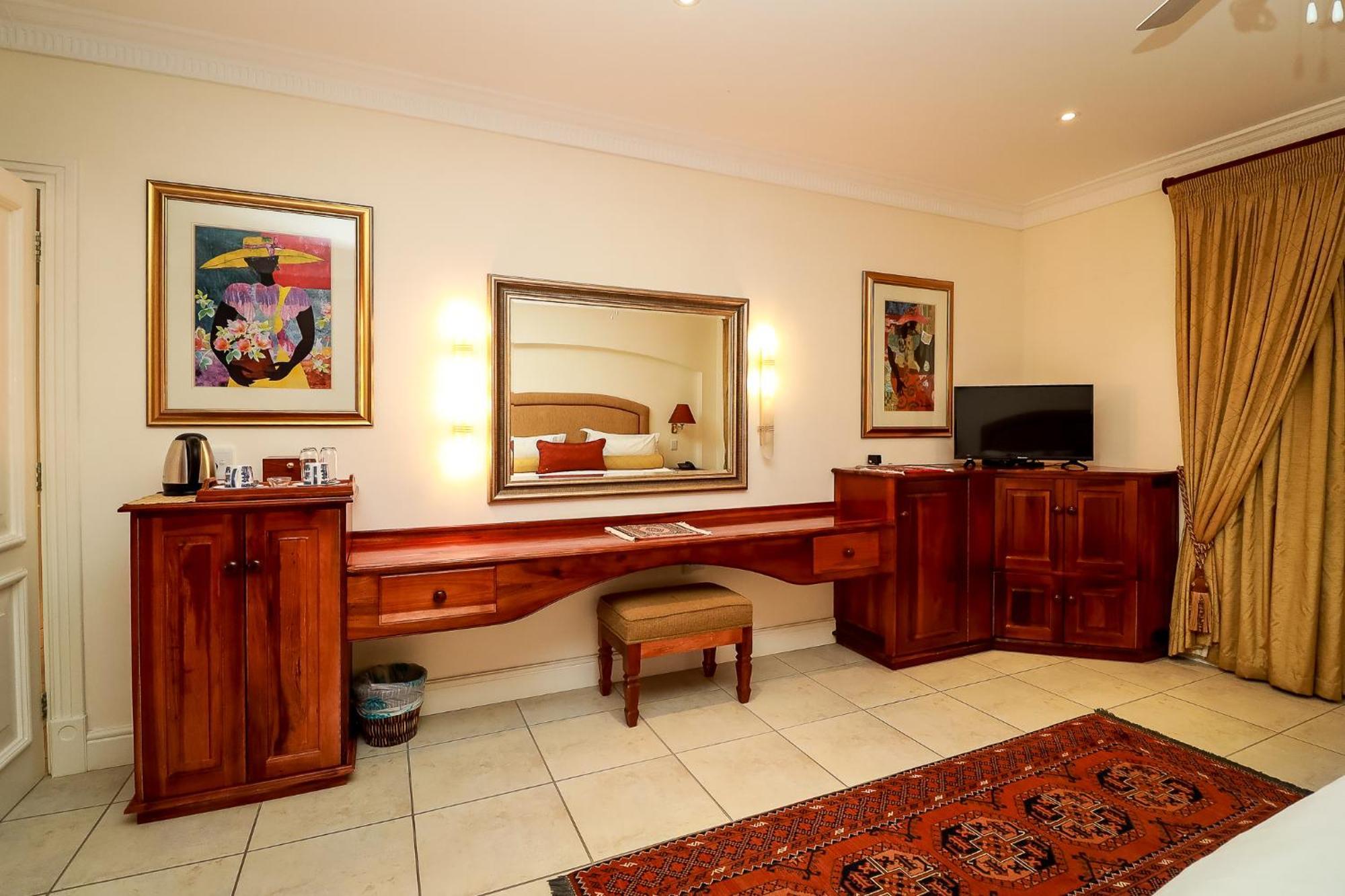 Altes Landhaus Country Lodge Oudtshoorn Esterno foto